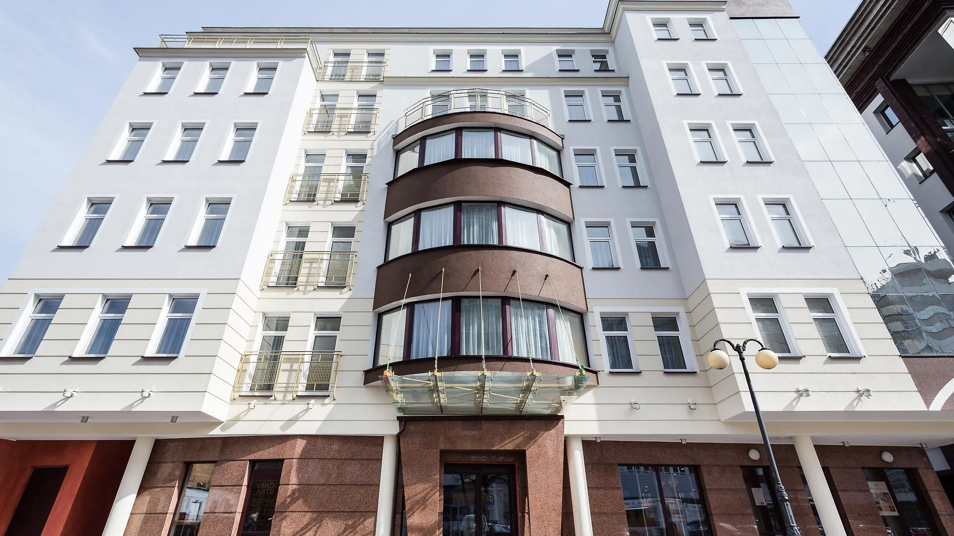 Hotel Desilva Premium 포즈난